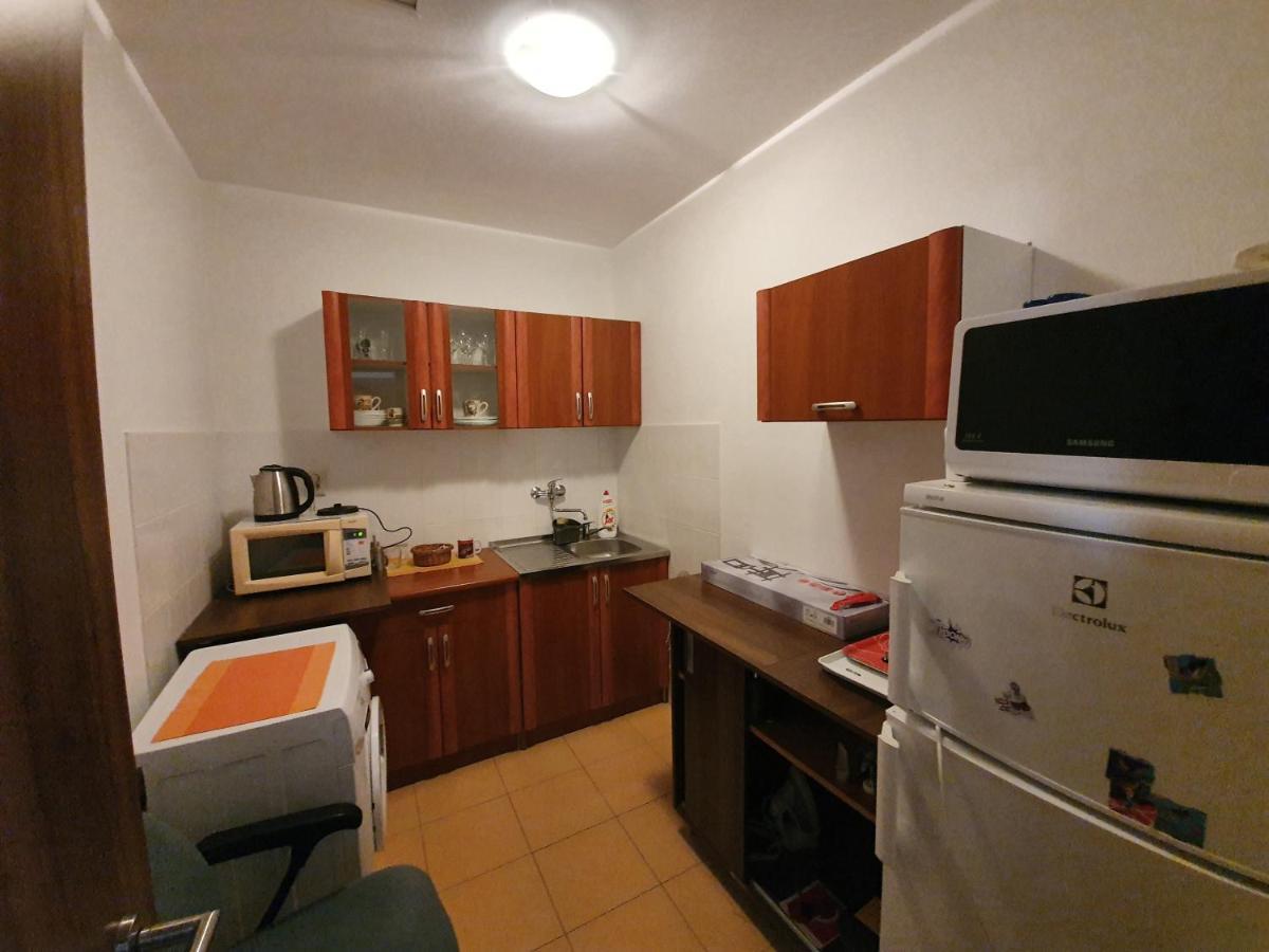 Agropenzion 7Divov Dolna Krupa Exteriör bild