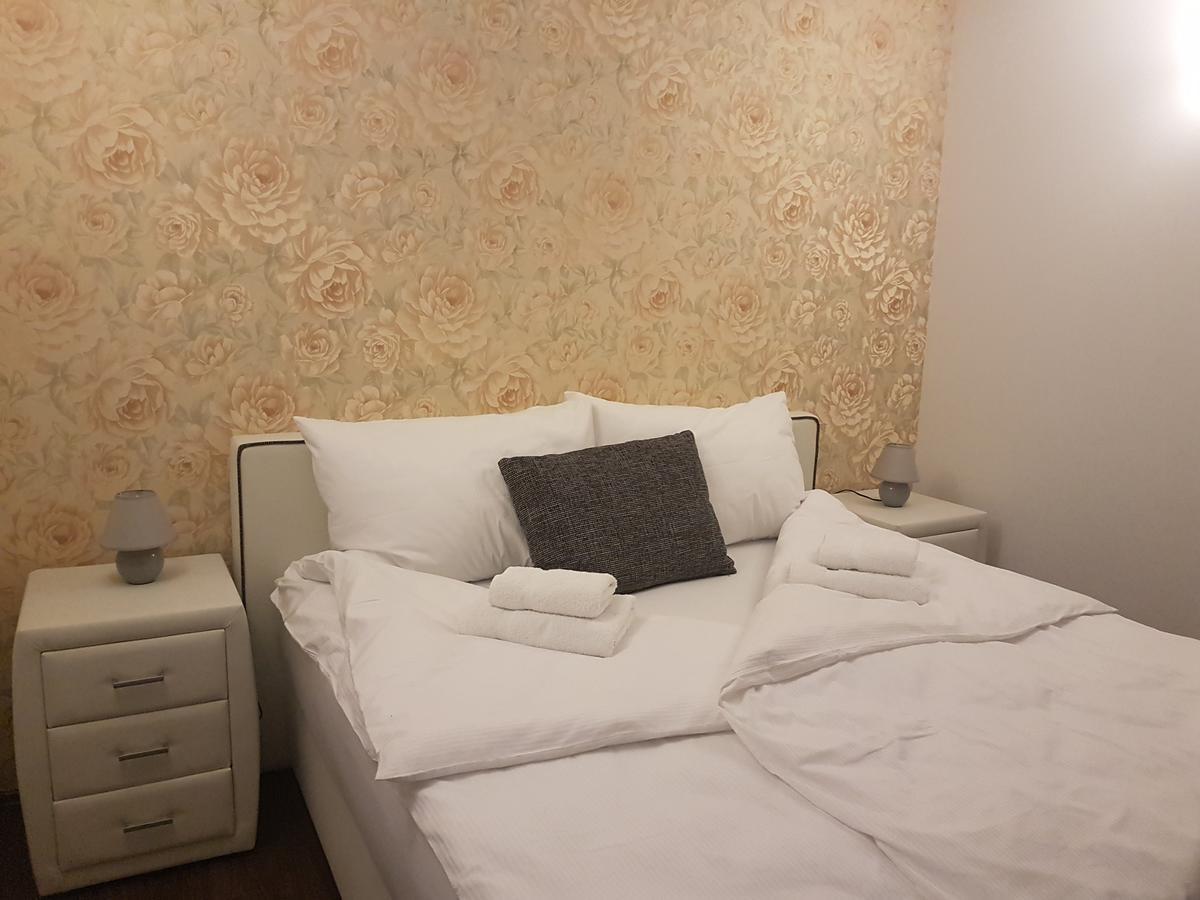 Agropenzion 7Divov Dolna Krupa Exteriör bild